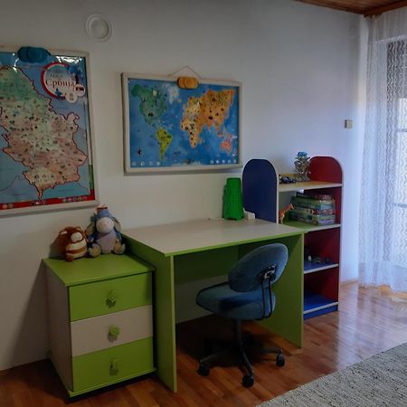 Apartman Ljiljan Ni Esterno foto