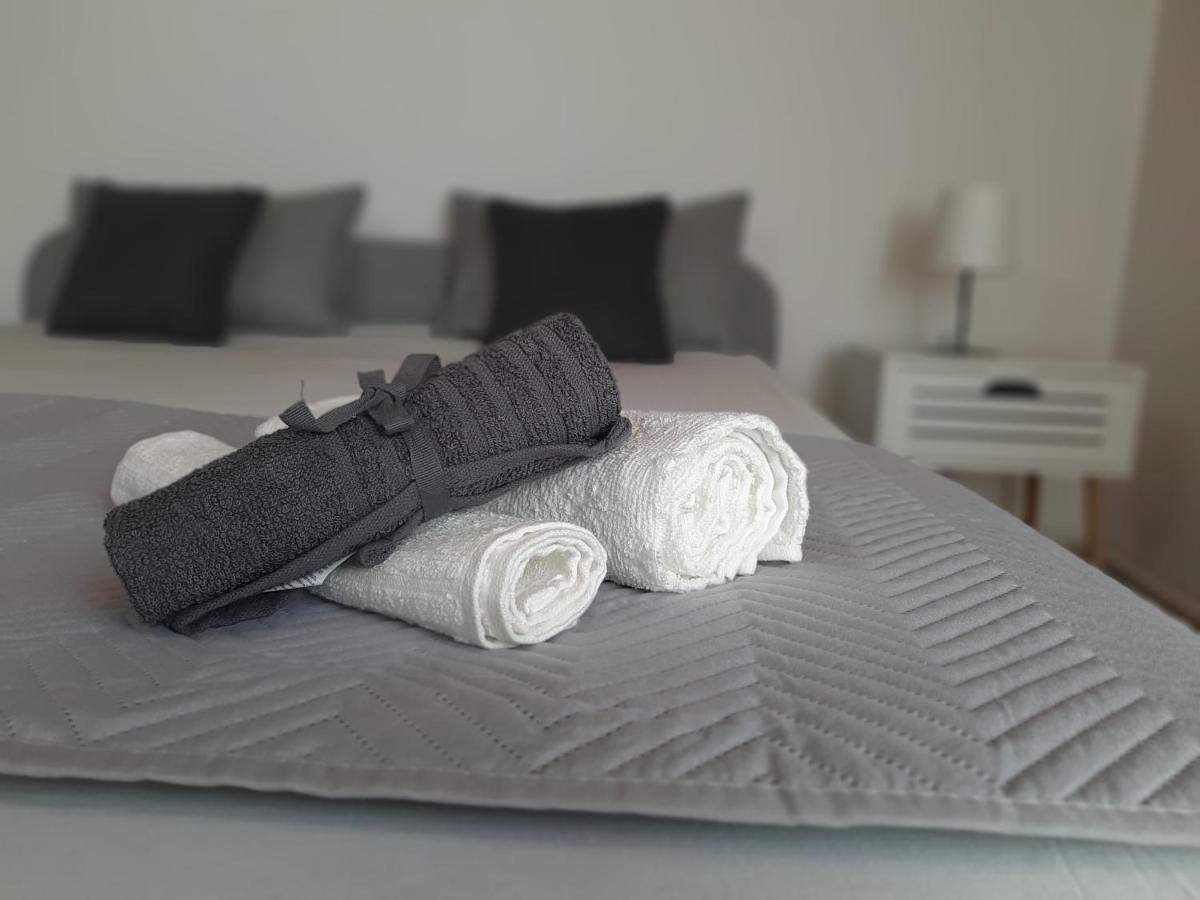 Apartman Ljiljan Ni Esterno foto